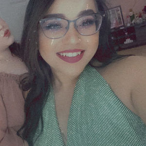 Meet your Posher, Mayra